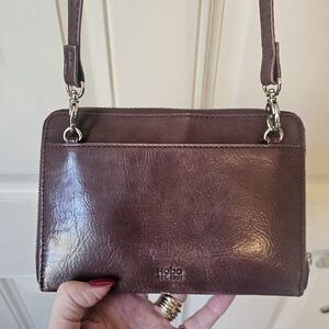 Hobo• Brown Leather Wallet/Crossbody 🌟